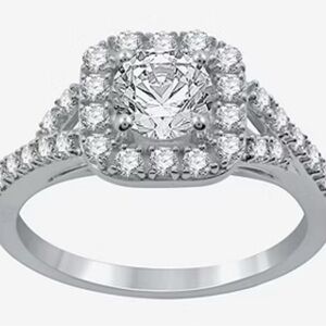 Stunning Silver Halo Engagement Ring (Size 7) New